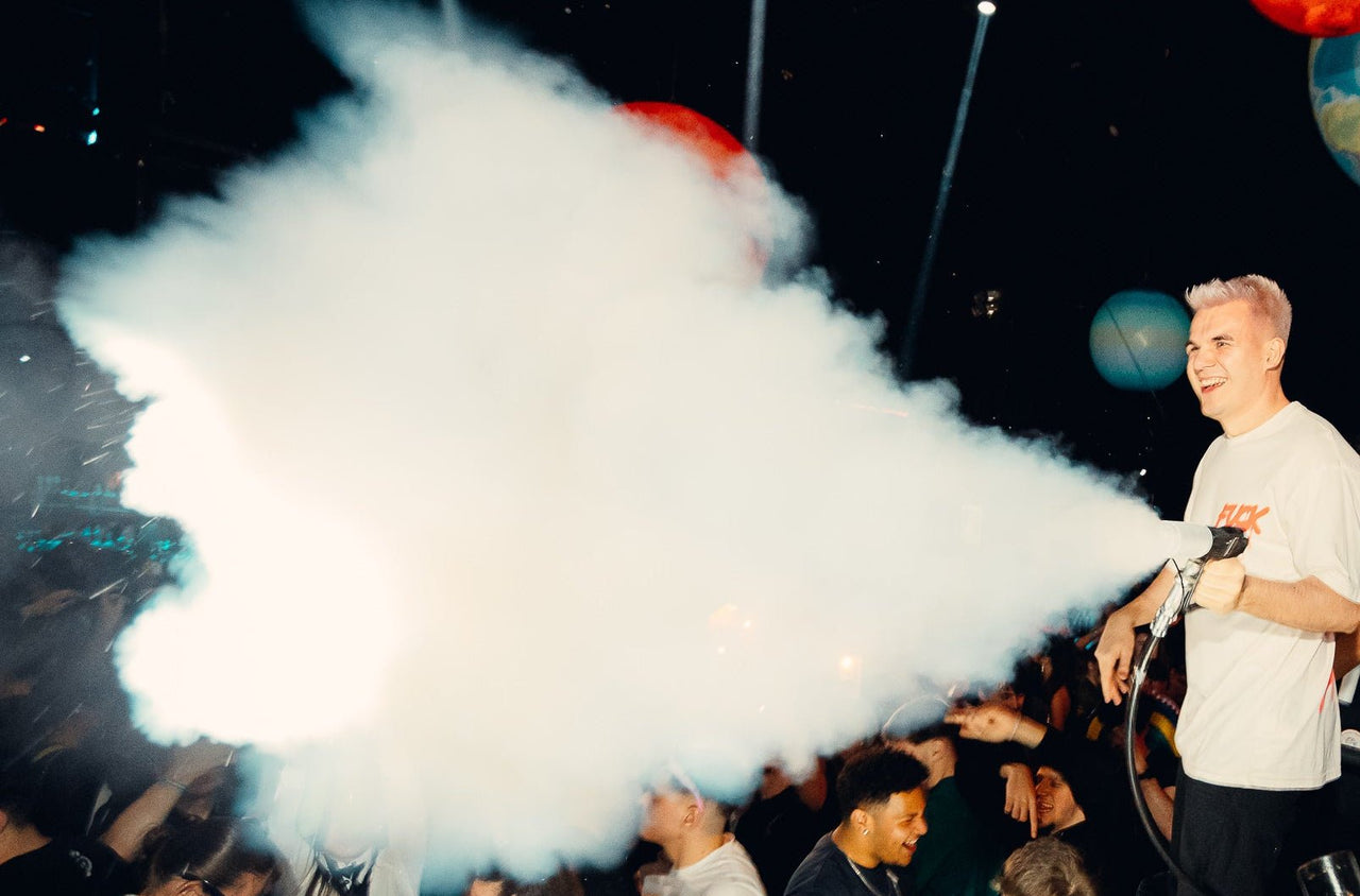 Pistol CO₂ Profesional DJ – Efecte Vizuale WOW pe Scenă - Partystore.ro - A - CO2 - DJ gear - echipament fum rece scenă