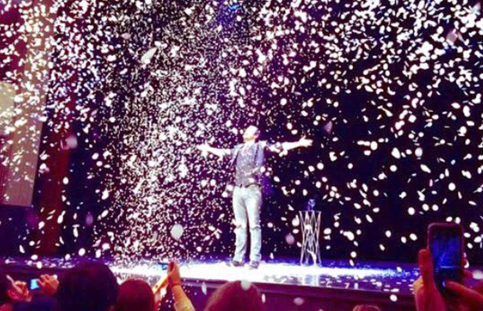 Set Hurricane – Lansator Confetti & Pudră Holi CO2 Profesional - Partystore.ro - A - activare brand cu pudră colorată - aparate petreceri cluburi - echipament efecte speciale evenimente