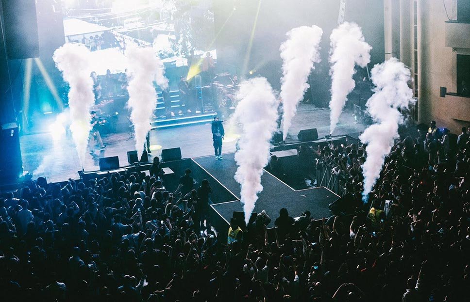 Set Jet CO₂ Profesional – Efect Coloane Vizuale până la 8m - Partystore.ro - A - CO₂ stage jet - declanșator jet CO₂ - duză reglabilă CO₂